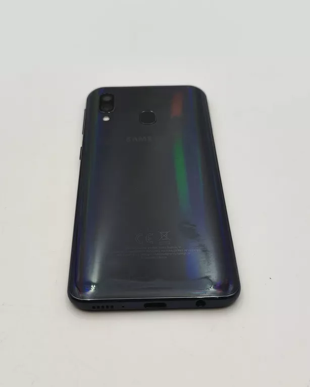 TELEFON SAMSUNG GALAXY A40 4/64GB OPIS!