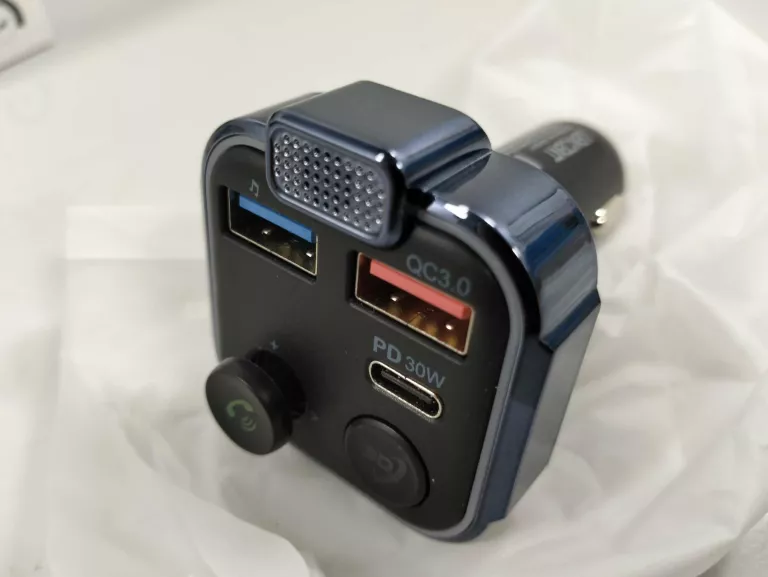 TRANSMITER SAMOCHODOWY LENCENT FM SZYBKA ŁADOWARKA BT AUDIO MP3 3X USB