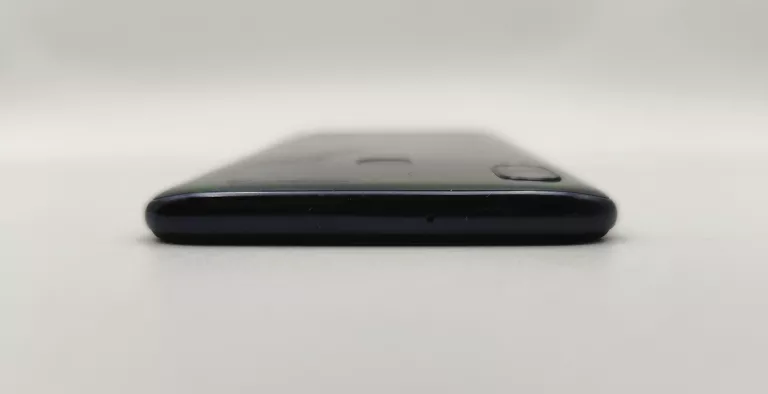 TELEFON SAMSUNG GALAXY A40 4/64GB OPIS!