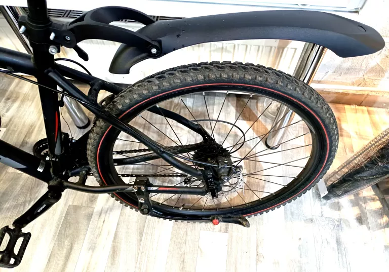 ROWER KROSS BLACK EDITION 6.1 RAMA 26", KOŁA 19"