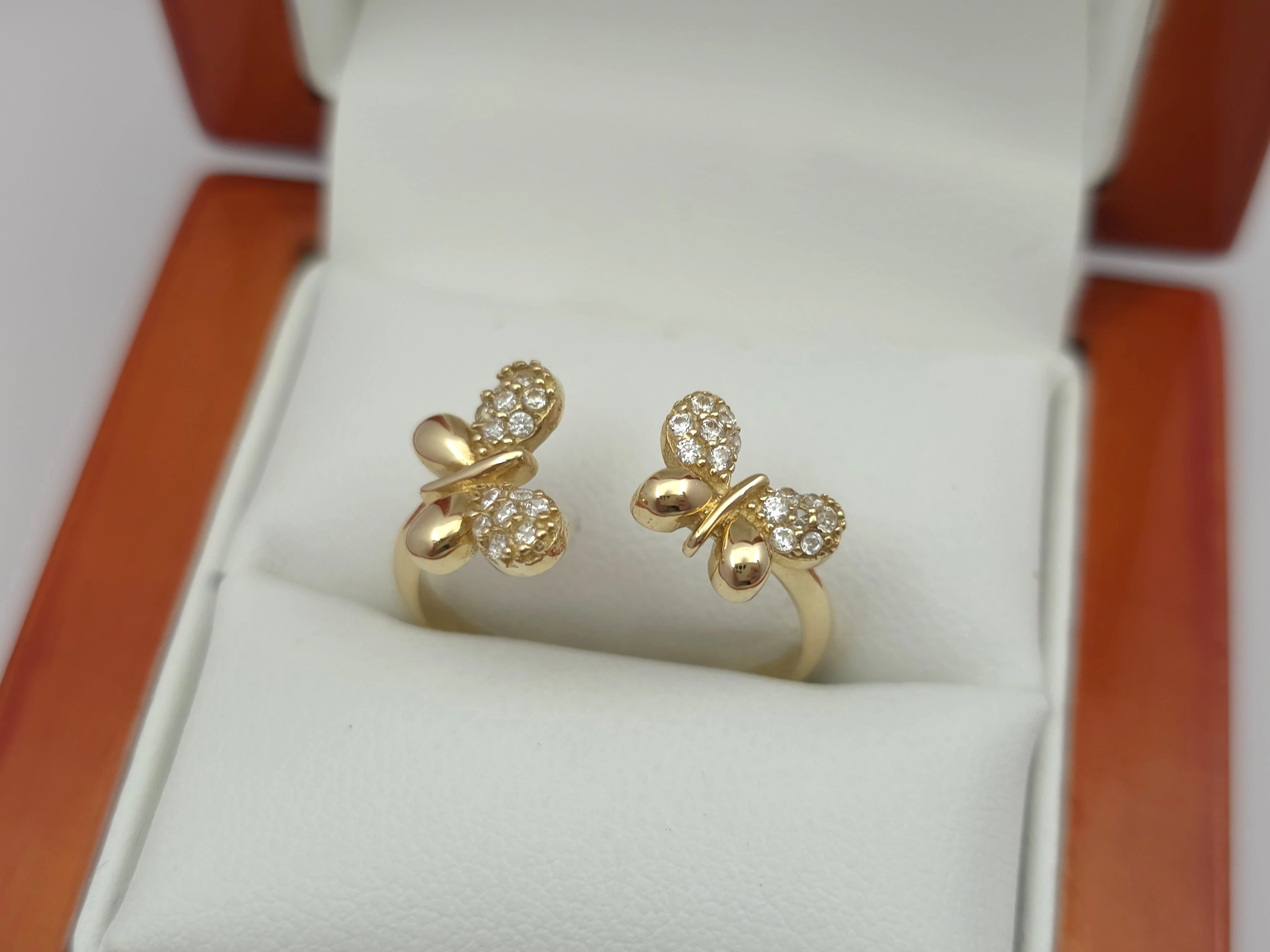 zloty-pierscionek-motylki-z-cyrkoniami-585-14k-r18-250g-bronowicka-80-krakow