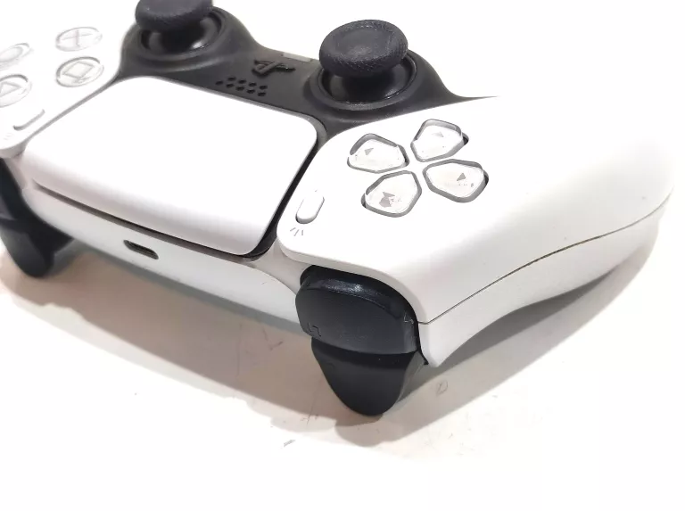 PAD PS5 R2 LUŹNIEJ NACISKA SIĘ