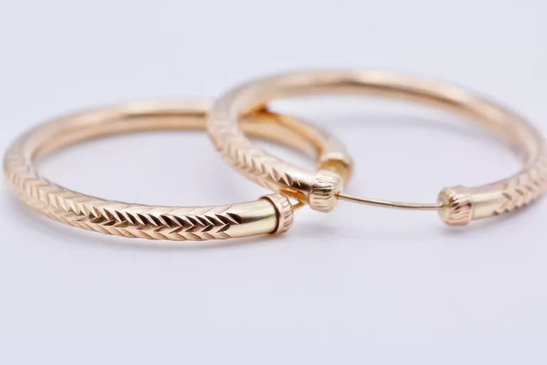 za007-piekne-zlote-kolczyki-duze-kola-z-tloczonym-wzorkiem-375-38mm-kolor-dominujacy-205826-225106