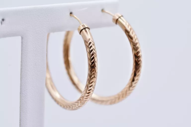 za007-piekne-zlote-kolczyki-duze-kola-z-tloczonym-wzorkiem-375-38mm-rodzaj-2205-2