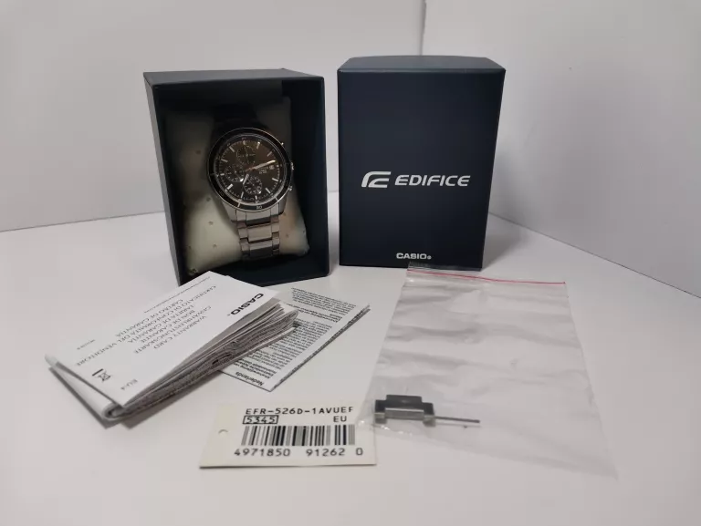 ZEGAREK CASIO EDIFICE EFR-526D-1AVUEF