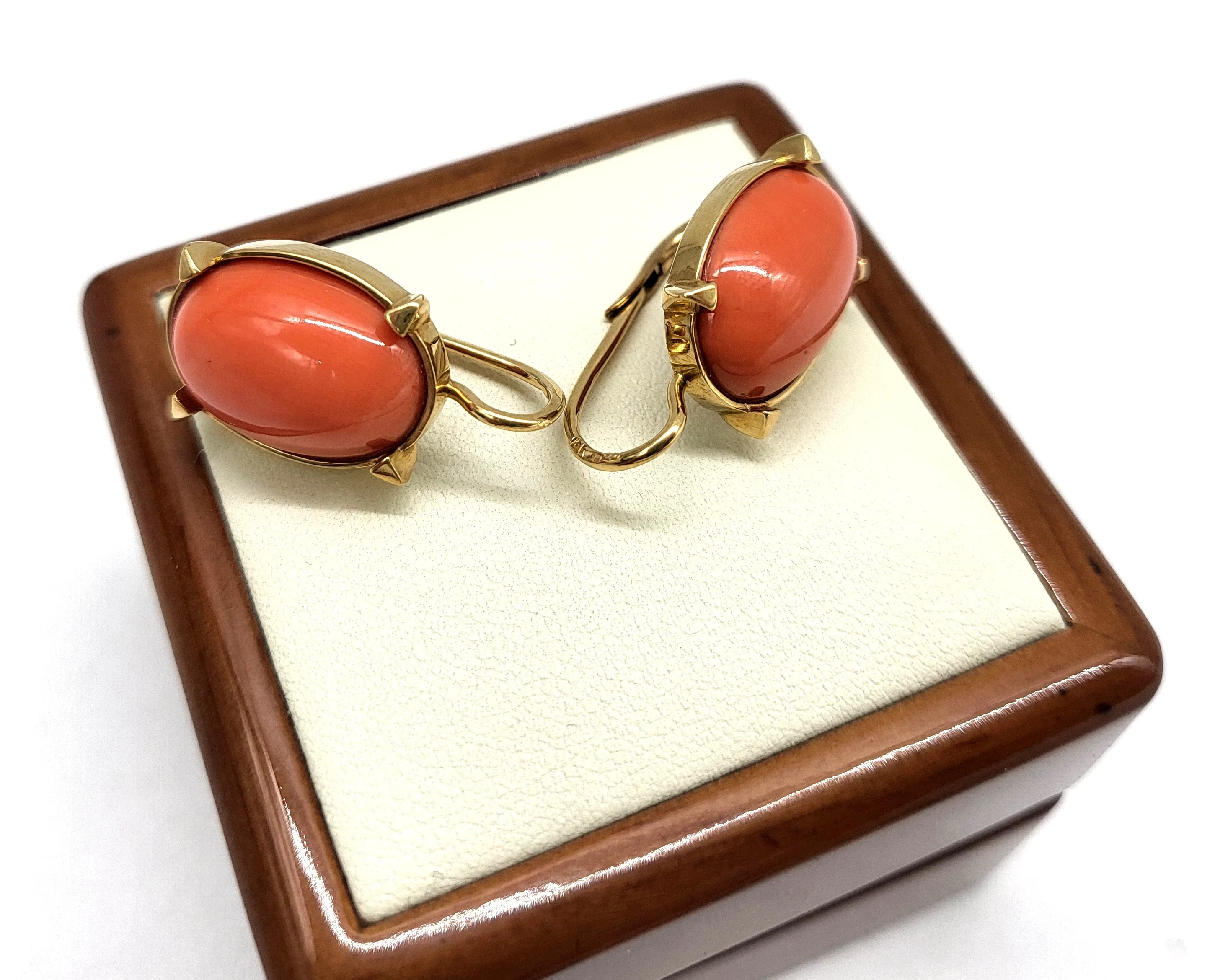 sliczne-zlote-kolczyki-z-koralem-kolczyki-585954g-aleja-sw-jana-pawla-ii-252-kolobrzeg