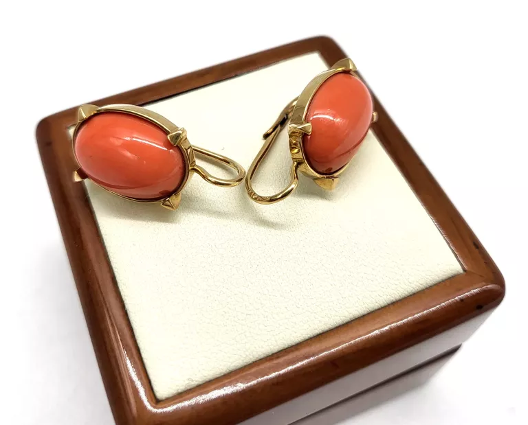 sliczne-zlote-kolczyki-z-koralem-kolczyki-585954g-aleja-sw-jana-pawla-ii-252-kolobrzeg