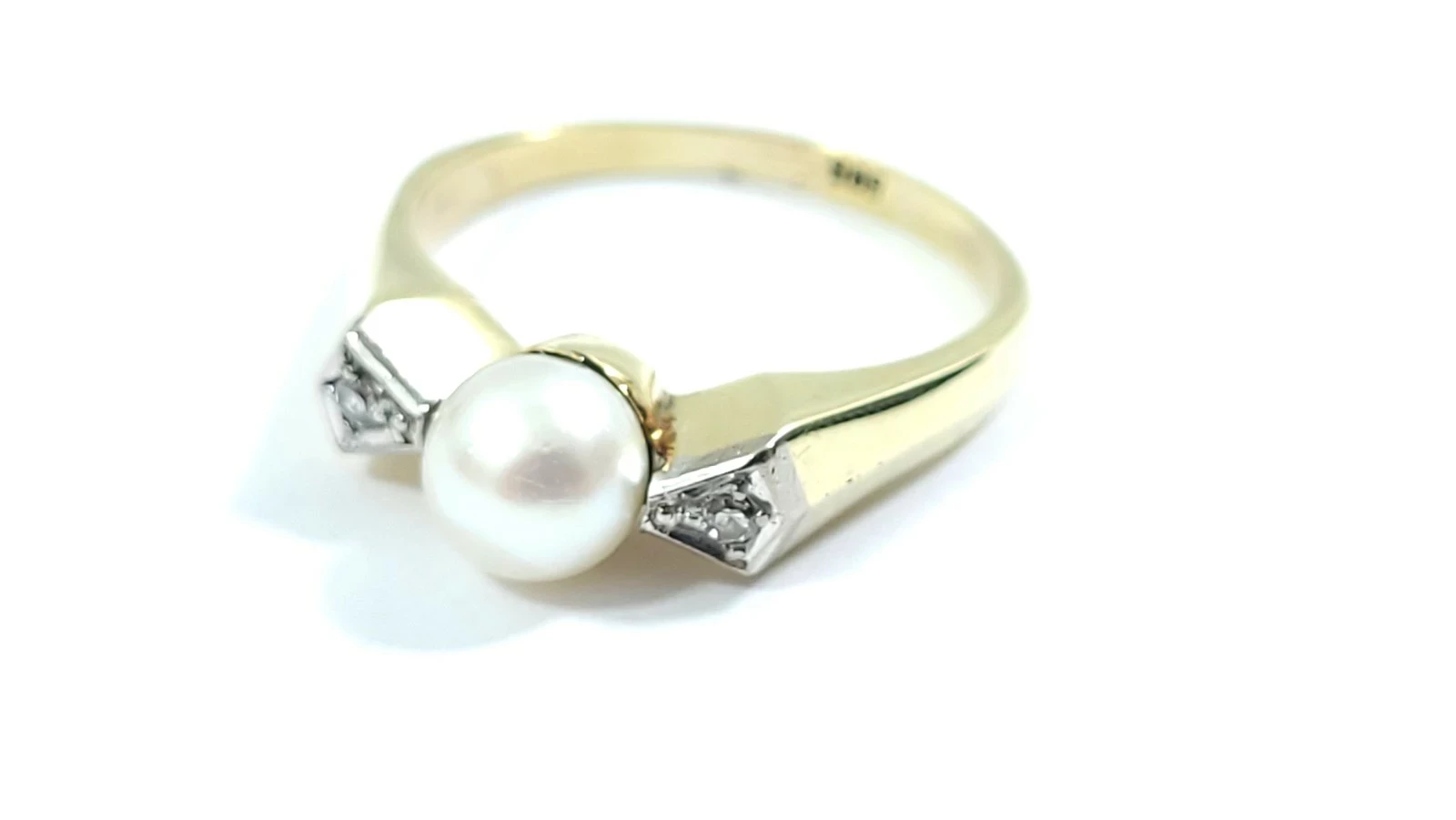 piekny-zloty-pierscionek-z-perla-i-brylantami-p585r15274g-material-15835-2