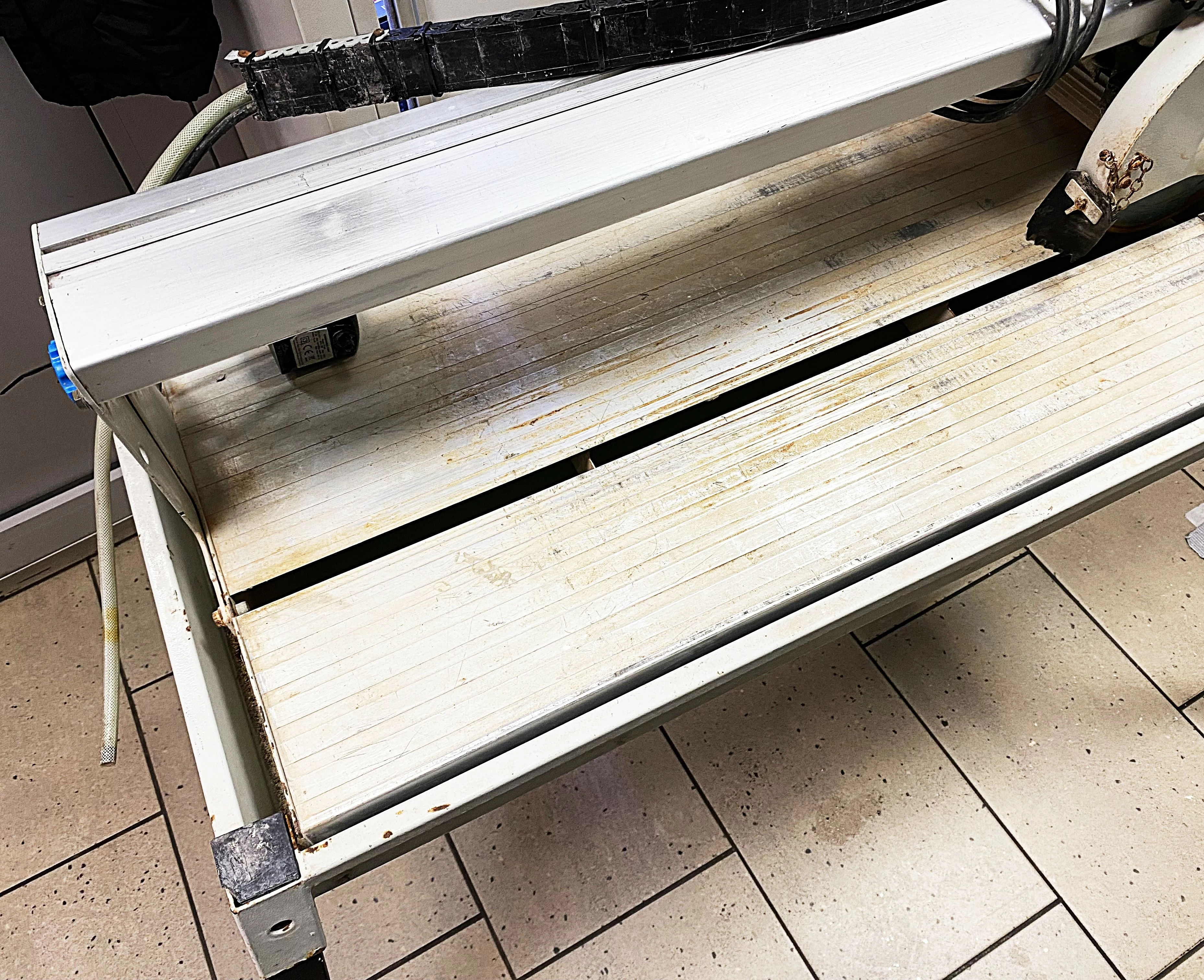 przecinarka-stolikowa-macallister-mstc800d-maksymalna-grubosc-ciecia-plytki-przy-45-stopniach-29