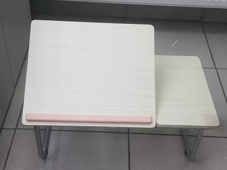 SKŁADANY STOLIK POD LAPTOPA 56/33/6CM