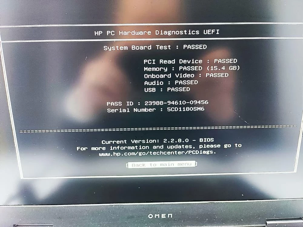 laptop-hp-omen-015-15-en1824no-przekatna-ekranu-156