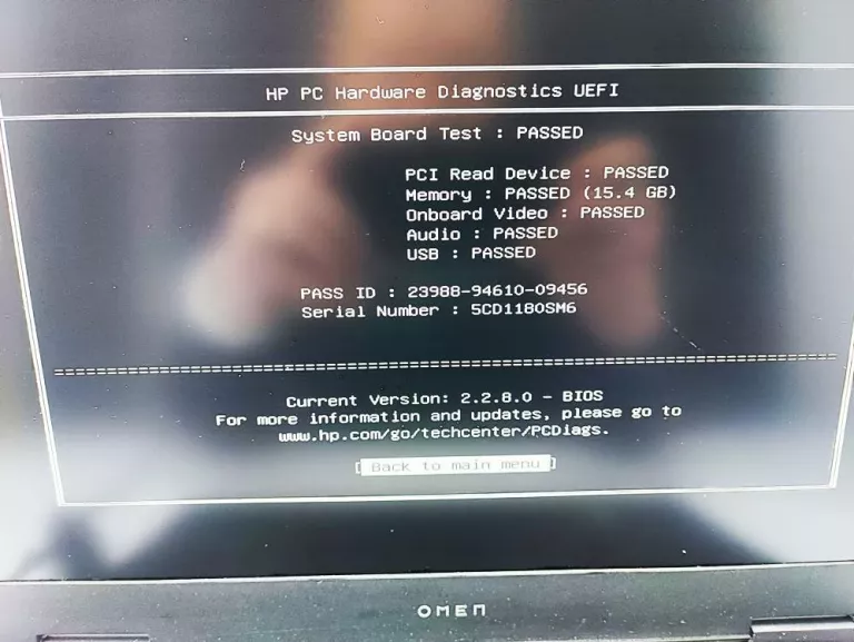 laptop-hp-omen-015-15-en1824no-przekatna-ekranu-156