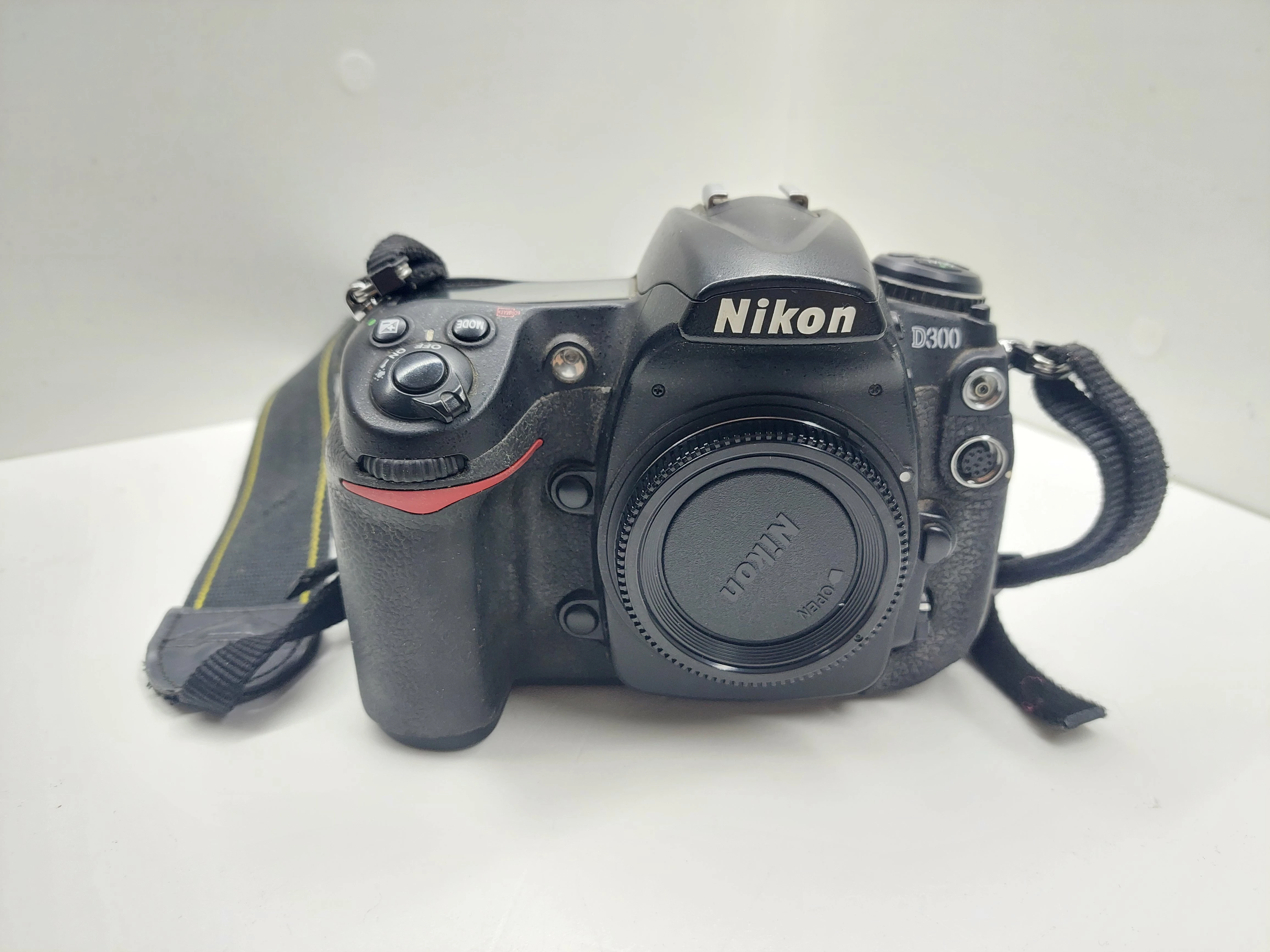 aparat-nikon-d300-lad-model-d300