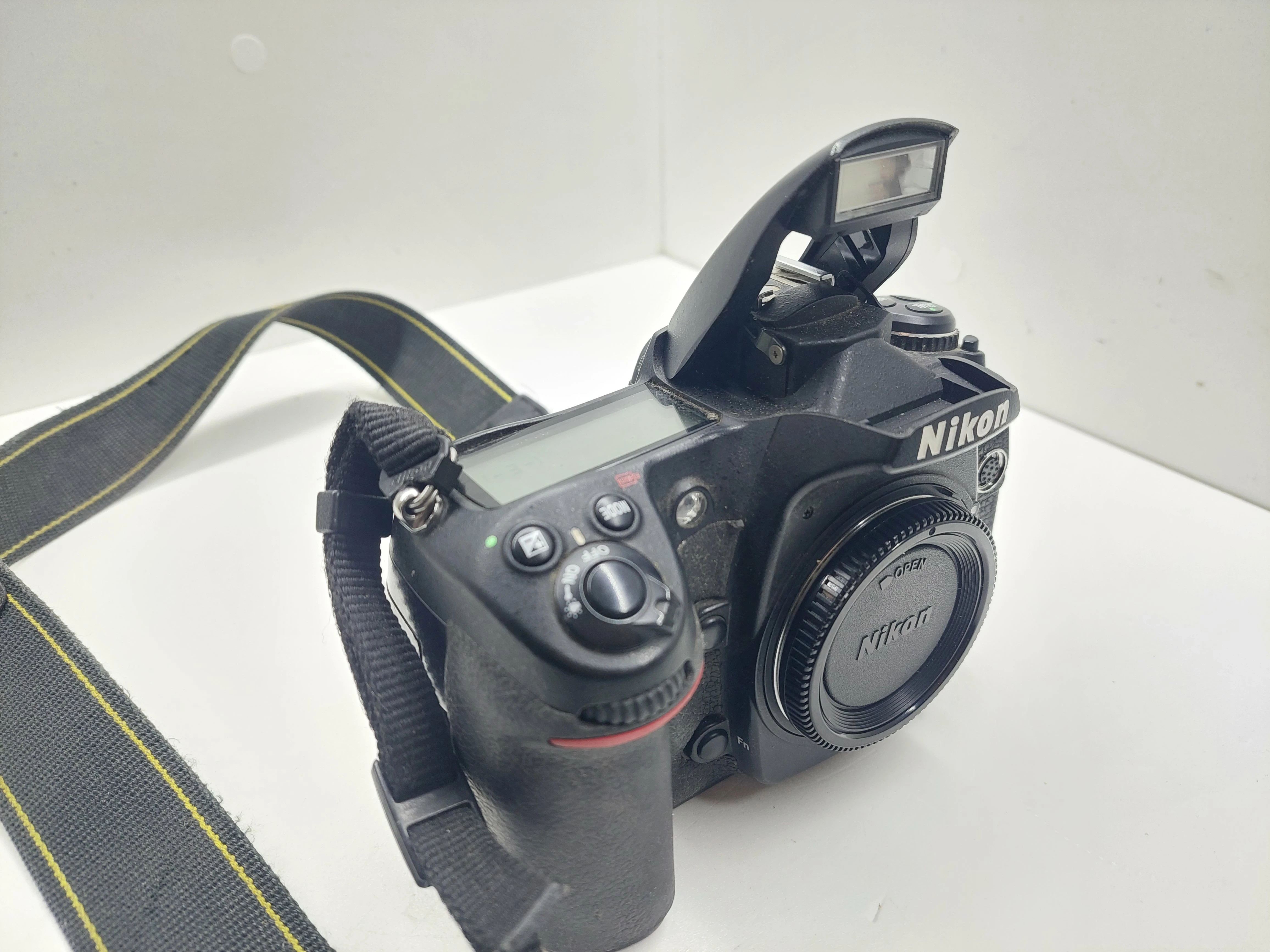 aparat-nikon-d300-lad-w-zestawie-814-1