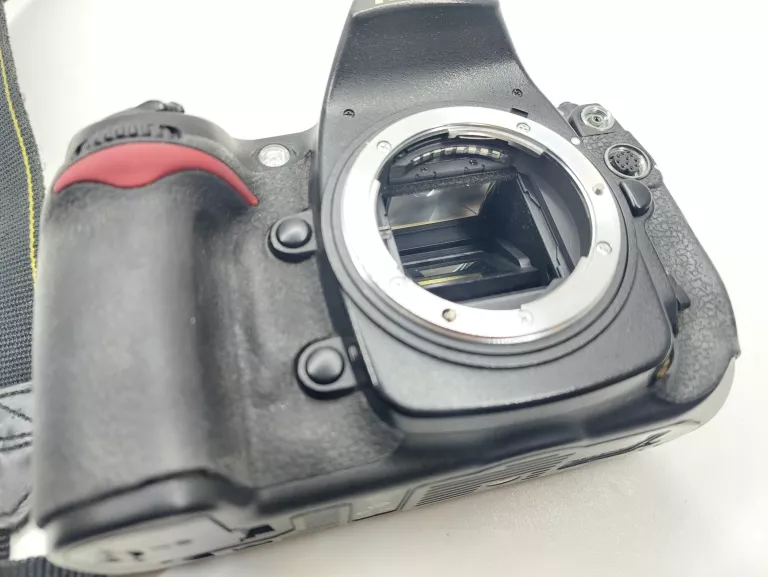 aparat-nikon-d300-lad-marka-248811-1939856