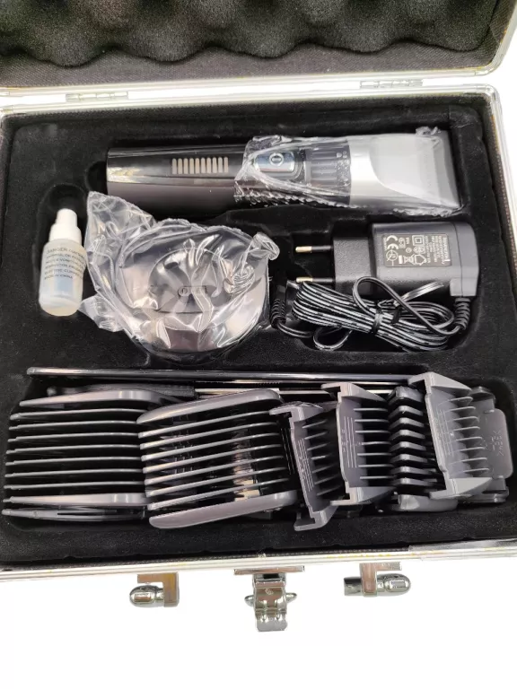 MASZYNKA DO STRZYŻENIA REMINGTON HC5810 SUPER ZESTAW