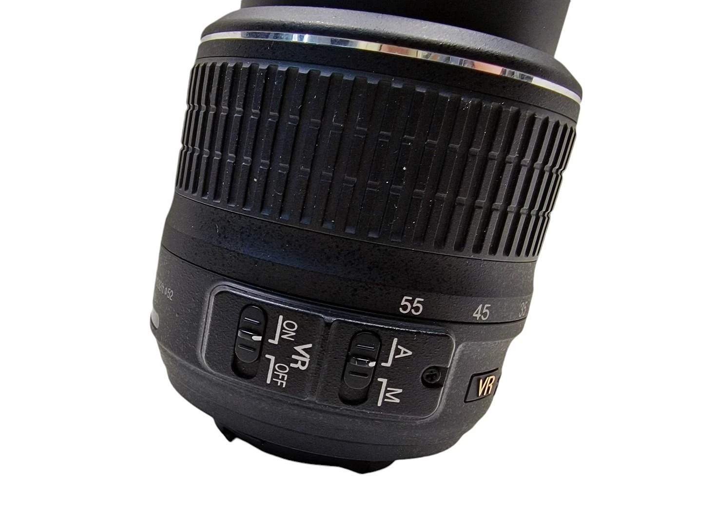 aparat-nikon-d3100-obiektyw-18-55mm-przekatna-ekranu-300