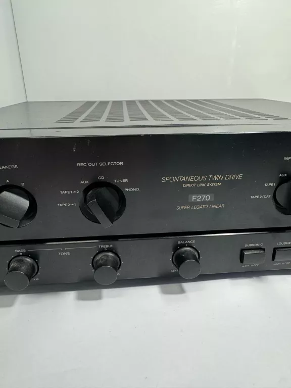 WZMACNIACZ * SONY TA-F270