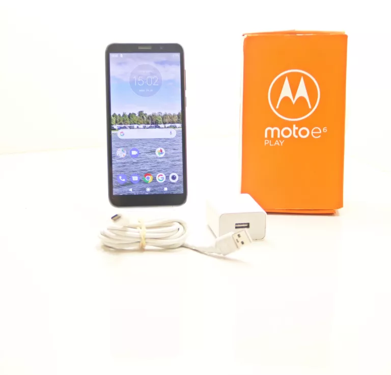 TELEFON MOTOROLA E6 2/32GB