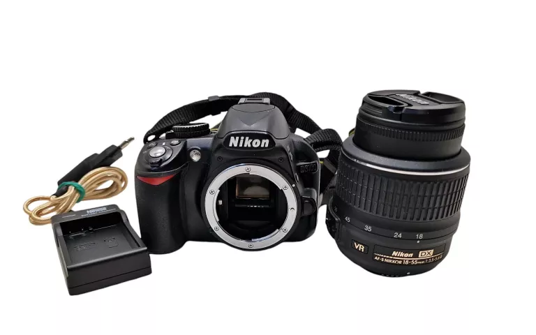 aparat-nikon-d3100-obiektyw-18-55mm-mikolaja-reja-21-zamosc