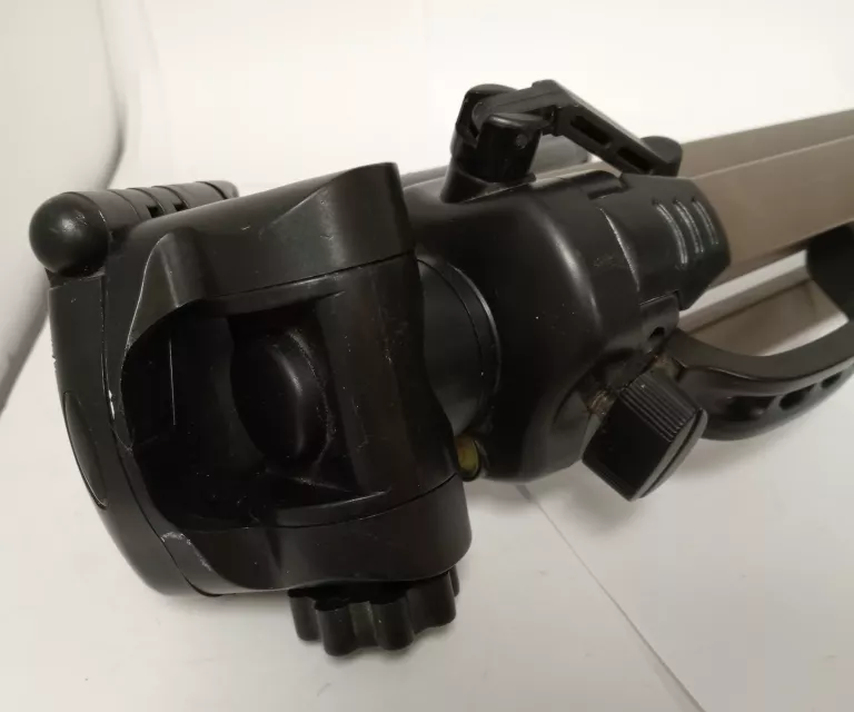 STATYW FOTOGRAFICZNY FOMEI W-355