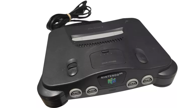 KONSOLA NINTENDO 64 + PAD + OKABLOWANIE