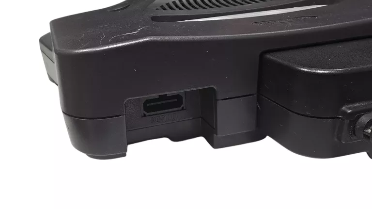 KONSOLA NINTENDO 64 + PAD + OKABLOWANIE