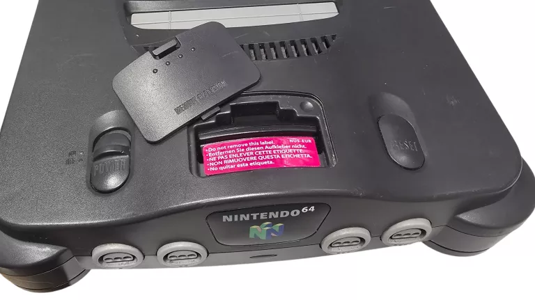 KONSOLA NINTENDO 64 + PAD + OKABLOWANIE
