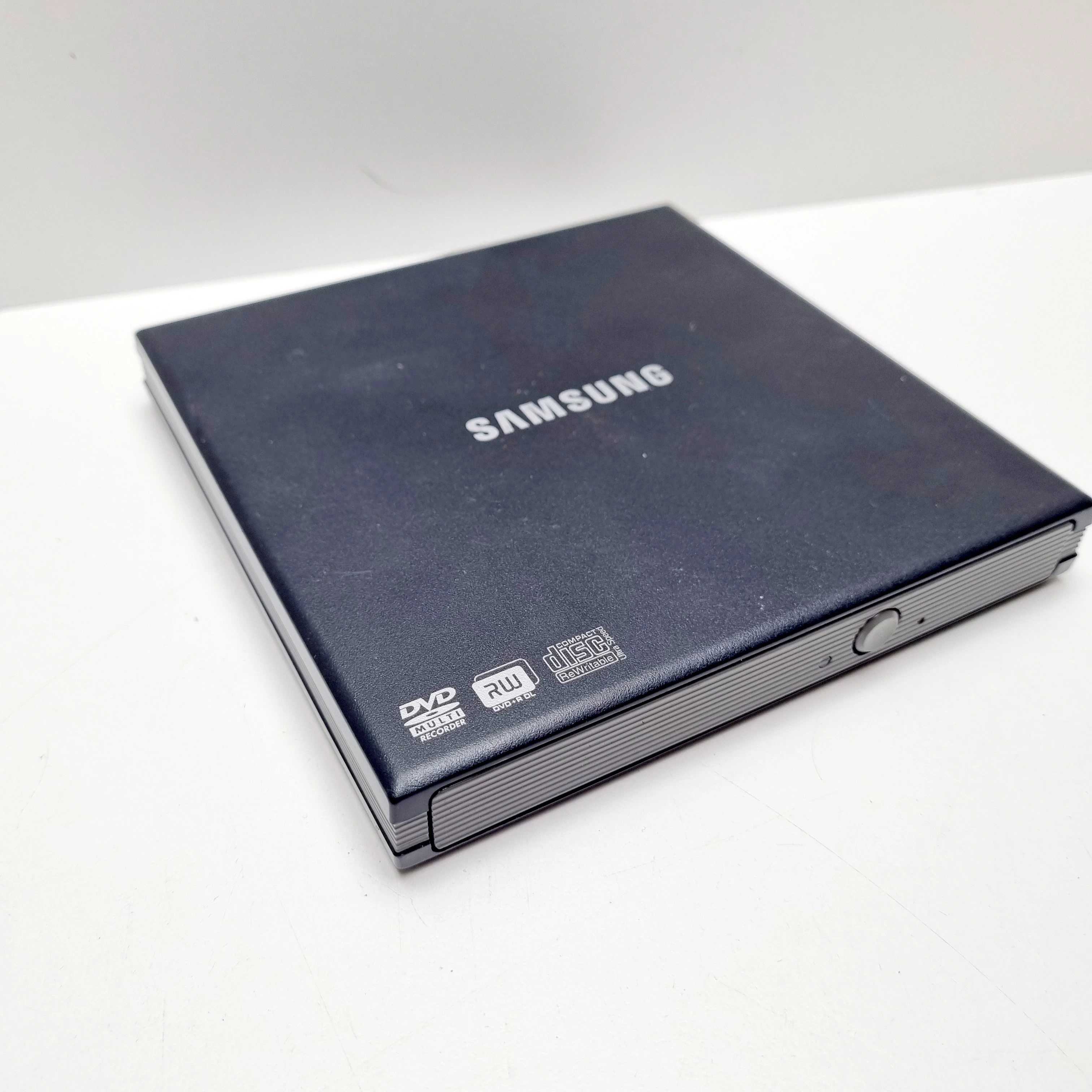 nagrywarka-dvd-zewnetrzna-samsung-se-s084-kabel-ean-gtin-8808993885831