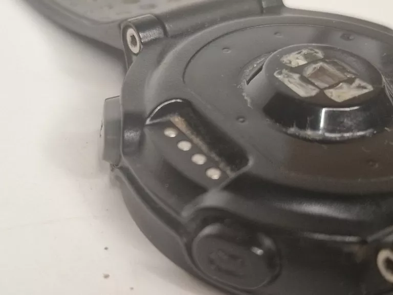 SMARTWATCH GARMIN FORERUNNER 235