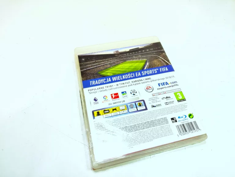 ps3-fifa-19-stan-11323-2