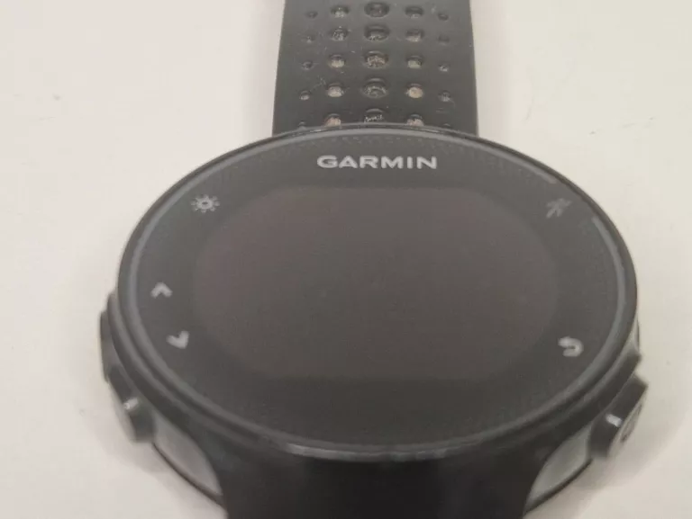 SMARTWATCH GARMIN FORERUNNER 235