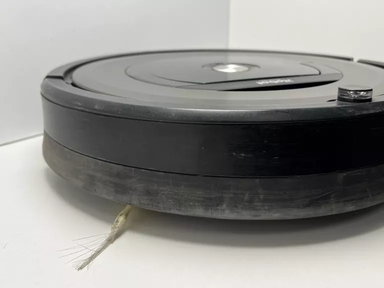 ROBOT SPRZĄTAJĄCY IROBOT ROOMBA 896