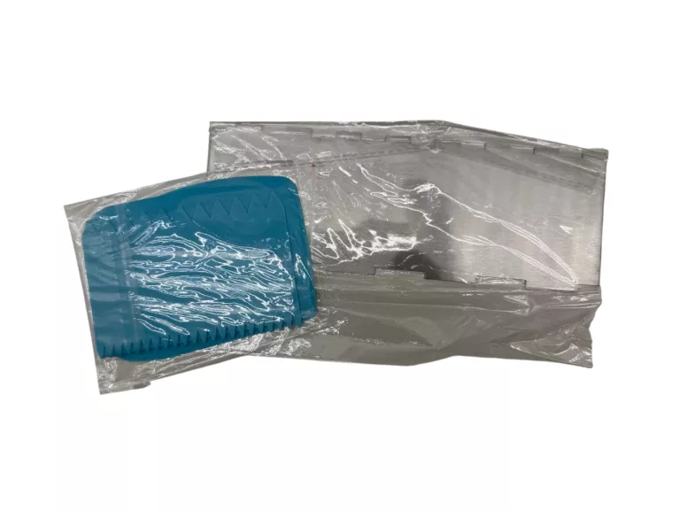 PLASTIKOWY SKROBAK DO CIAST TORTÓW