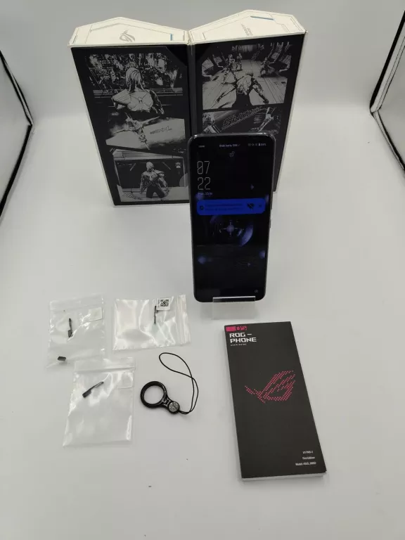 TELEFON ASUS ROG 5 ULTIMATE ZS673KS 18/512GB WHITE