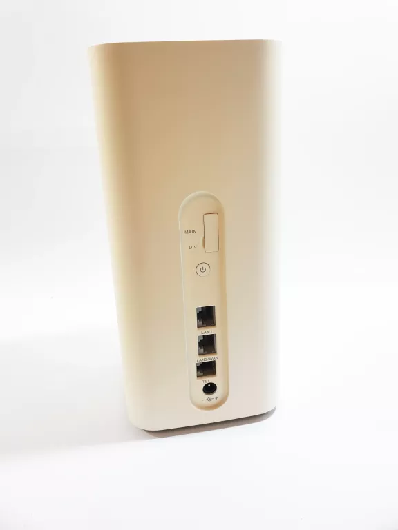 ROUTER HUAWEI B818-263