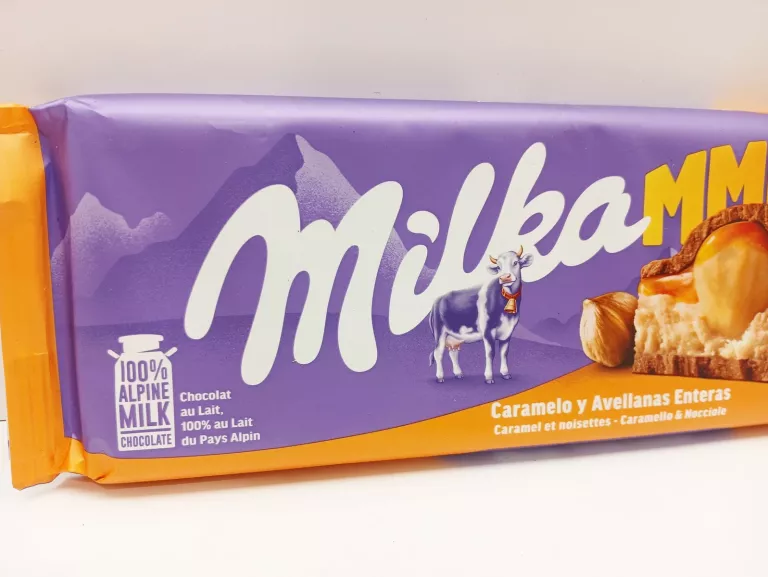 CZEKOLADA MILKA MMMAX KARMEL I ORZECHY LASKOWE 300G