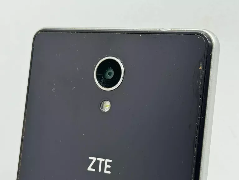 ZTE BLADE A521