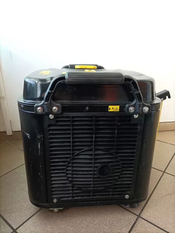 STANLEY GENERATOR INWERTOROWY SIG 3050 3KW