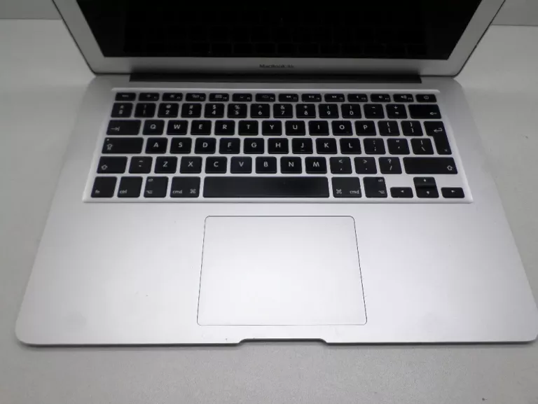 laptop-macbook-air-1466-72-2015r-intel-core-i5-16-ghz-4gb120gb-seria-procesora-4366-20