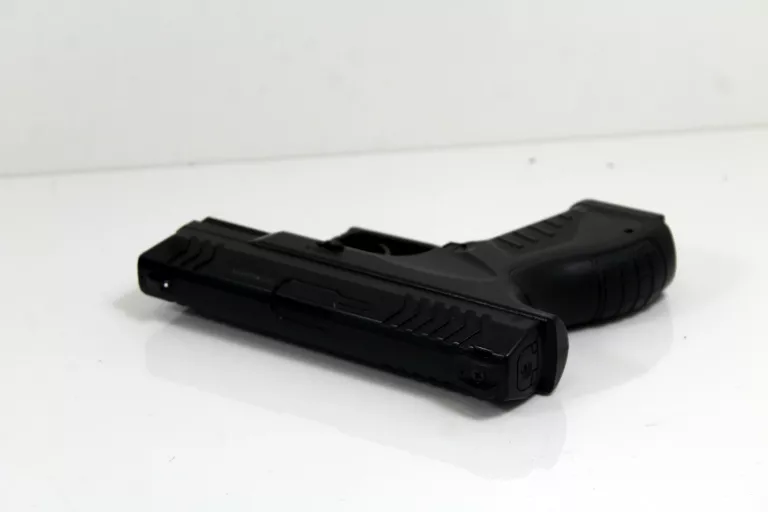 WIATRÓWKA CO2 303 BB PISTOL