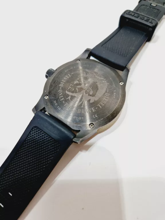 DIESEL DZ1875 ZEGAREK NA BRANSOLECIE RASP NSBB