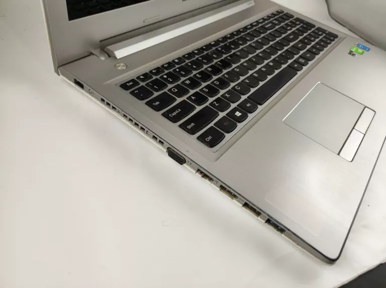 LAPTOP LENOVO Z50-70, I3-4030U, 1TB, 4GB , GEFORCE 840M