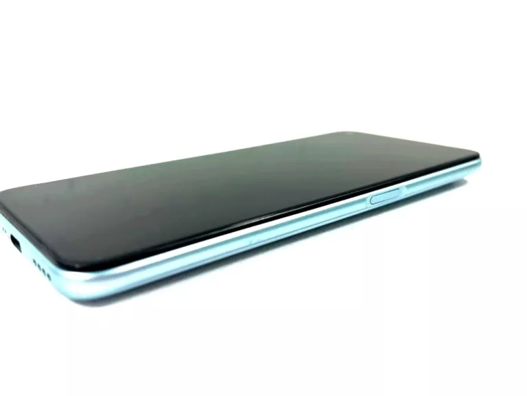 TELEFON REALME 7 8 GB / 128 GB
