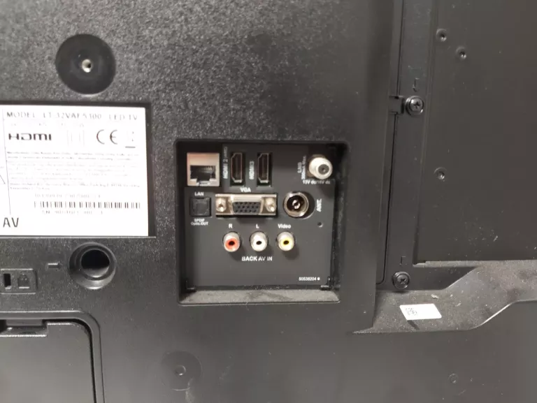 TELEWIZOR LED JVC LT-32VAF5000 SMART TV + PILOT