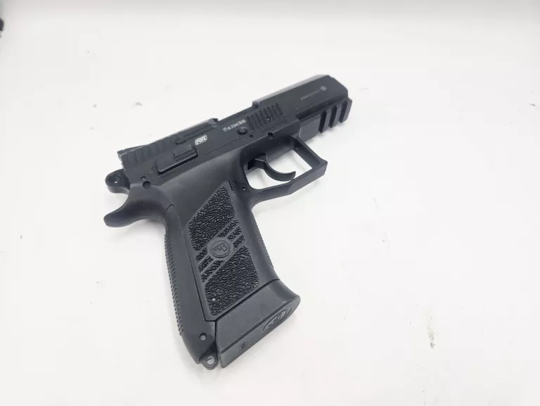 WIATRÓWKA PISTOLET CZ 75 P-07 DUTY ZESTAW ŚRUT BB + 5X CO2