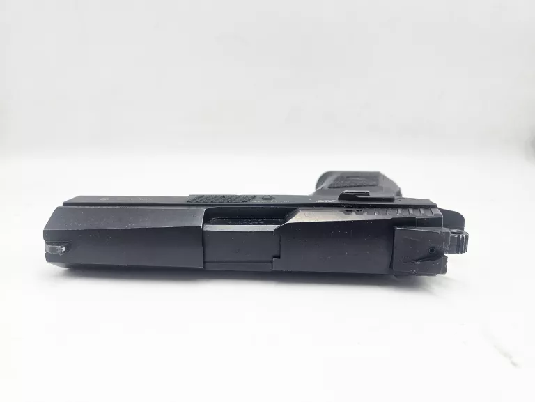 WIATRÓWKA PISTOLET CZ 75 P-07 DUTY ZESTAW ŚRUT BB + 5X CO2