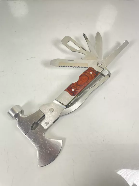 NIEZBĘDNIK KIEROWCY MULTITOOL NARZĘDZIE WIELOFUNKCYJNE SIEKIERA MŁOTEK
