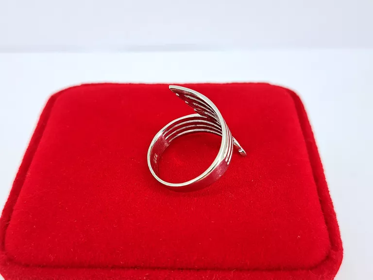 stylowy-srebrny-pierscionek-p925-295-g-marka-226434-1704211