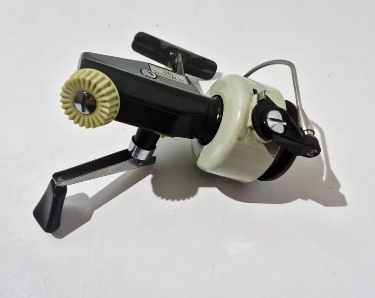 kolowrotek-abu-cardinal-44-model-cardinal-s